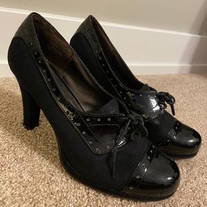 Union Bay Black Suede Heels Size 9.5